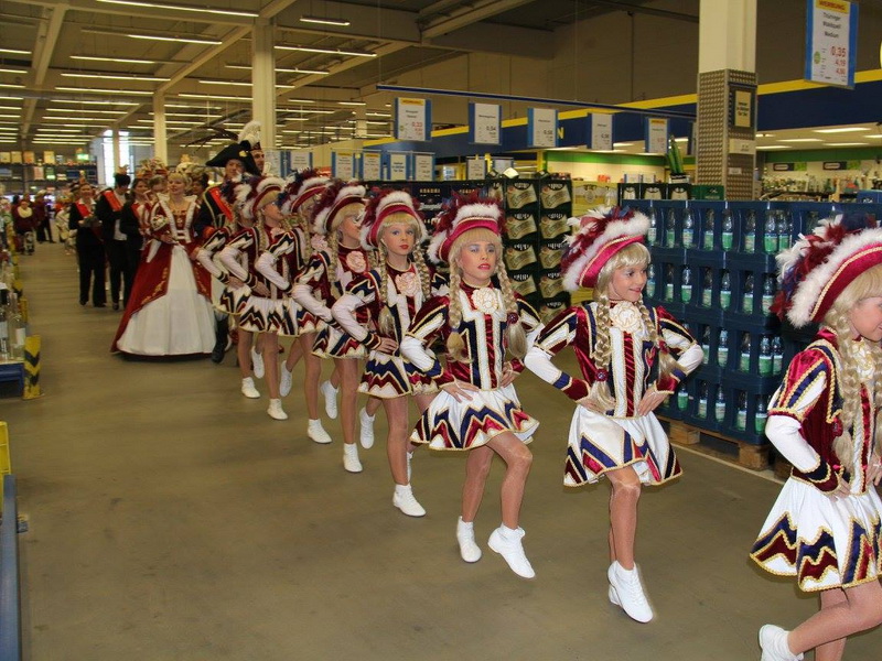 01.jpg