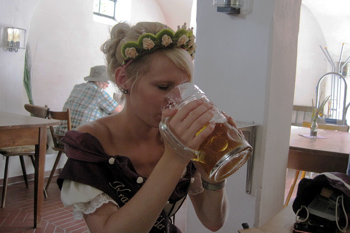 09.jpg