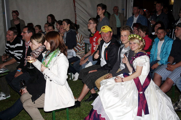 09.jpg